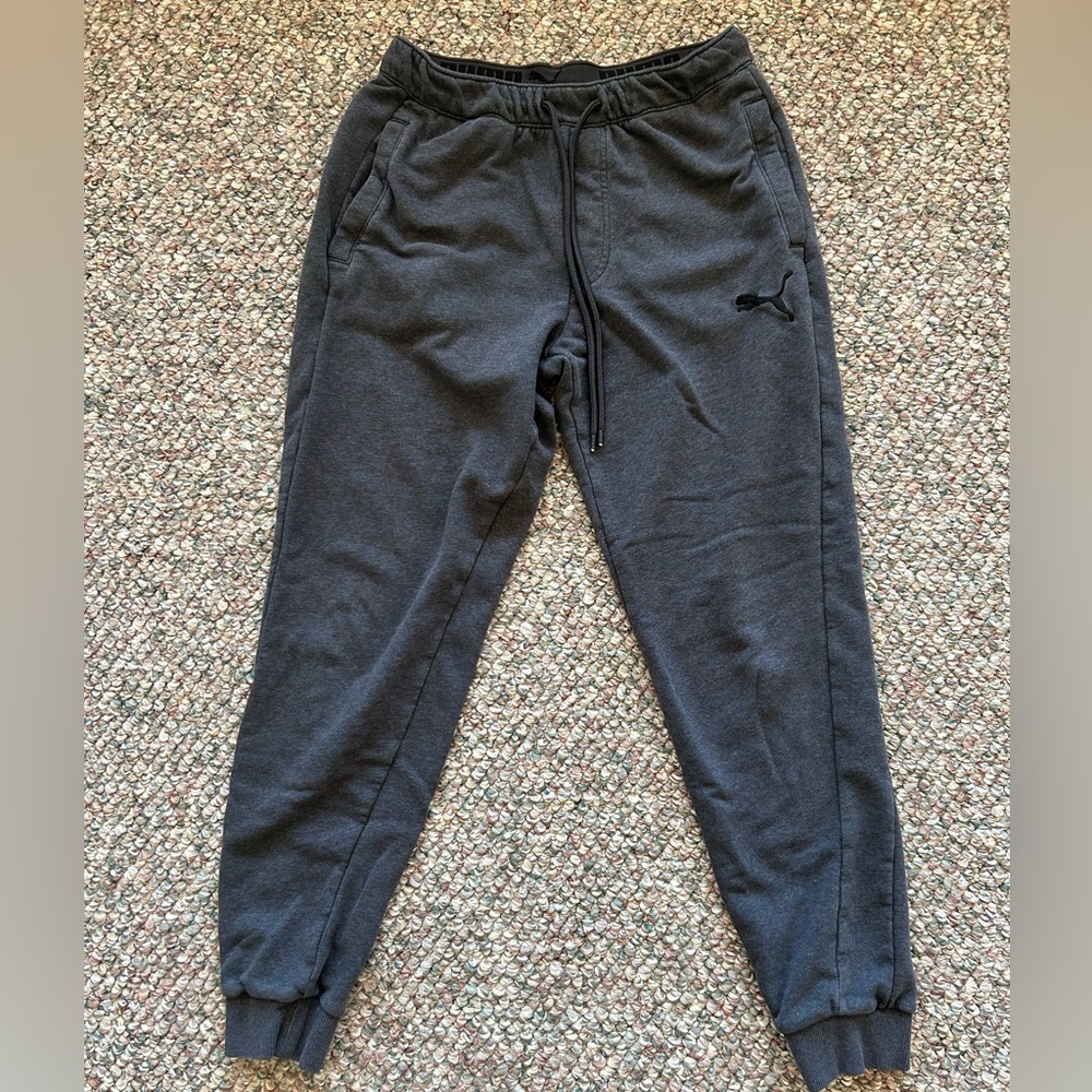 PUMA women’s jogger, size small
